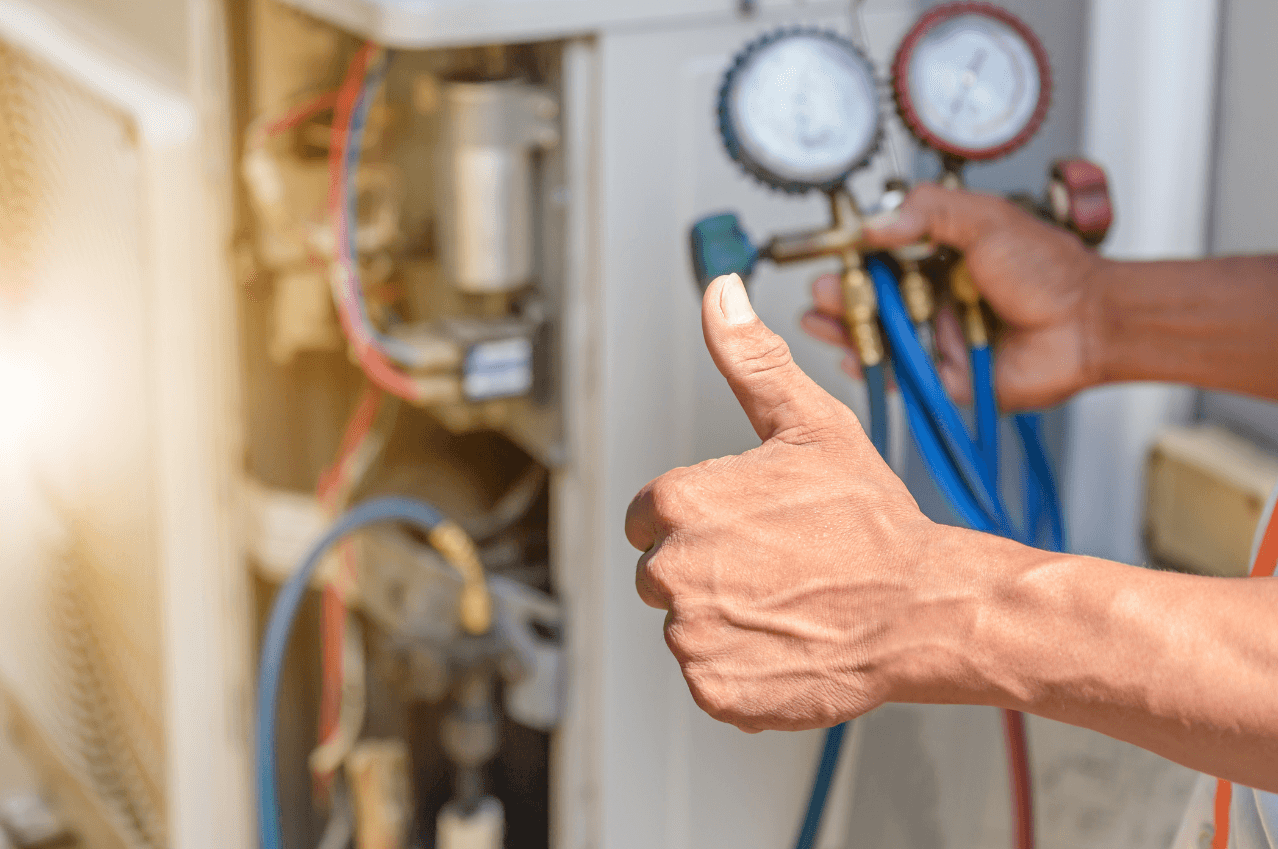Commercial AC servicing and repair for restaurant and hospitality business in Dubai ensuring comfortable dining environment